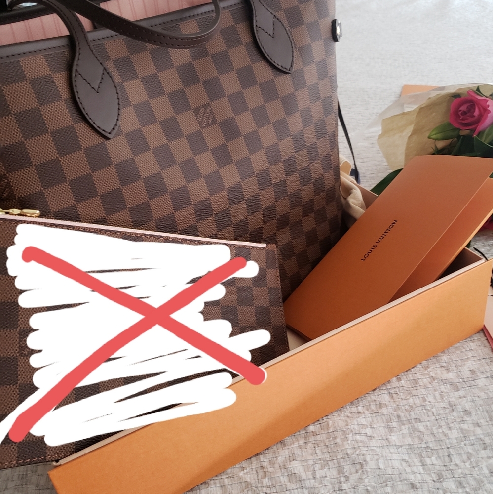 Louis Vuitton Neverfull MM Rose Ballerine